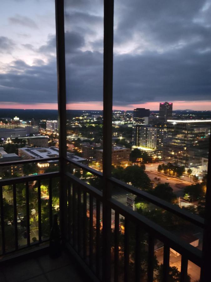 Modern Designed Dtwn Condo With A 99 Percent Walk Score Atlanta Exterior photo