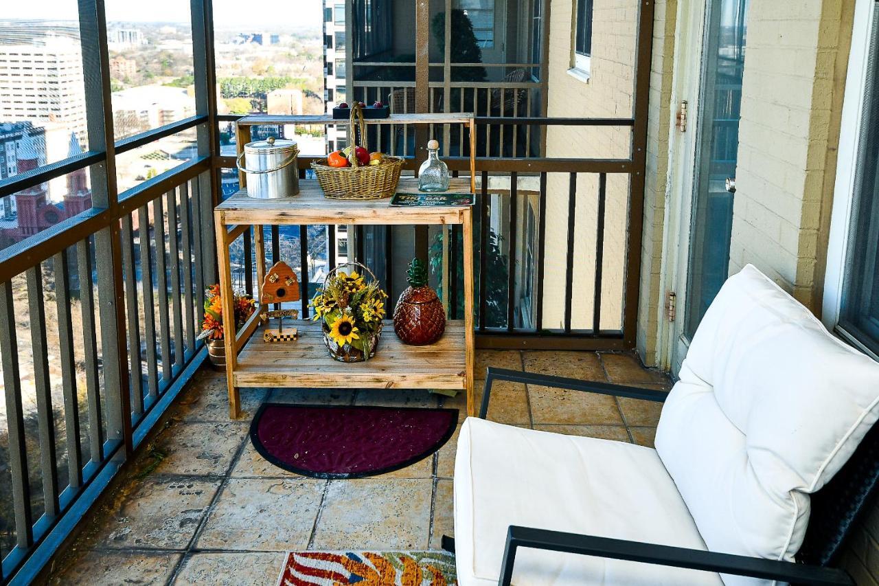 Modern Designed Dtwn Condo With A 99 Percent Walk Score Atlanta Exterior photo
